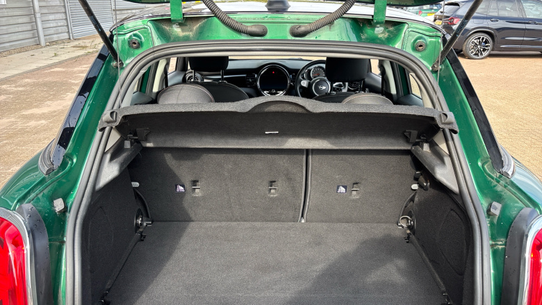 MINI Hatchback 1.5 Cooper Classic II 5dr Petrol Hatchback